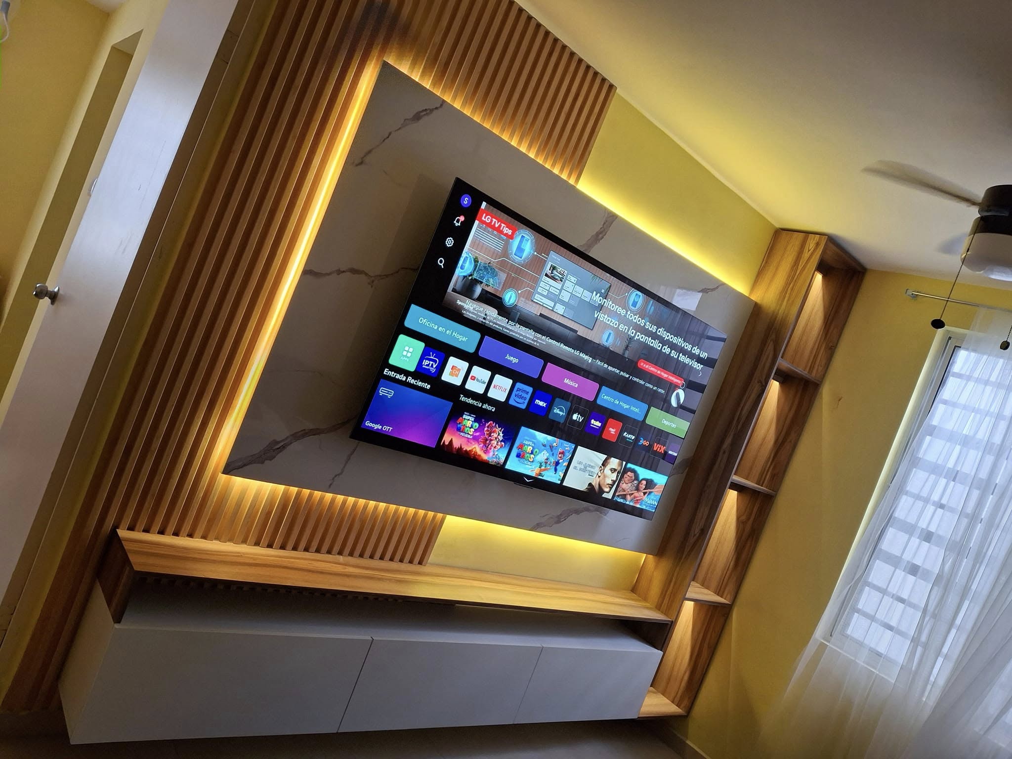 Mueble TV minimalista - BERIT Interiores